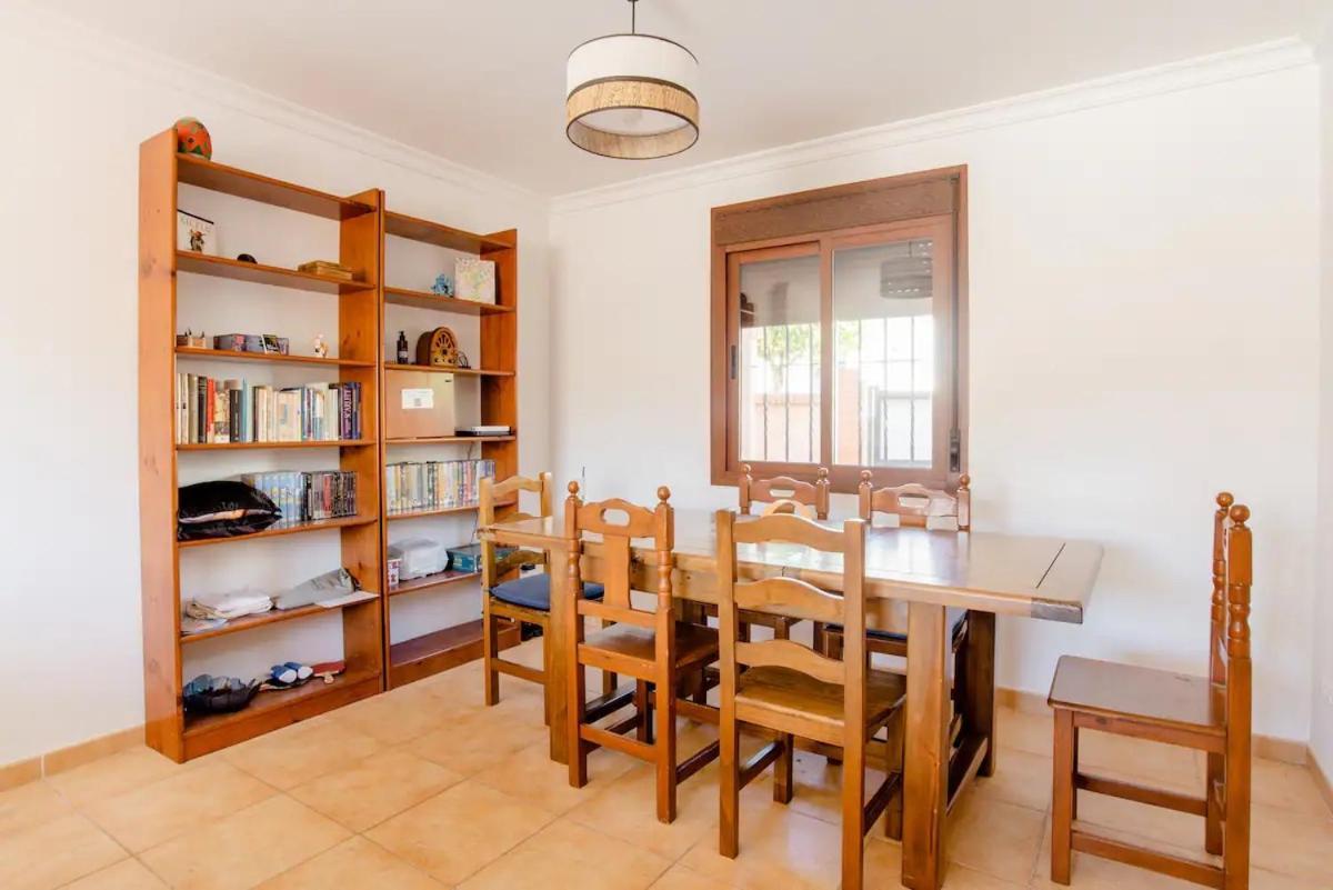 Habitacion En Casa Vacacional פואנגירולה מראה חיצוני תמונה