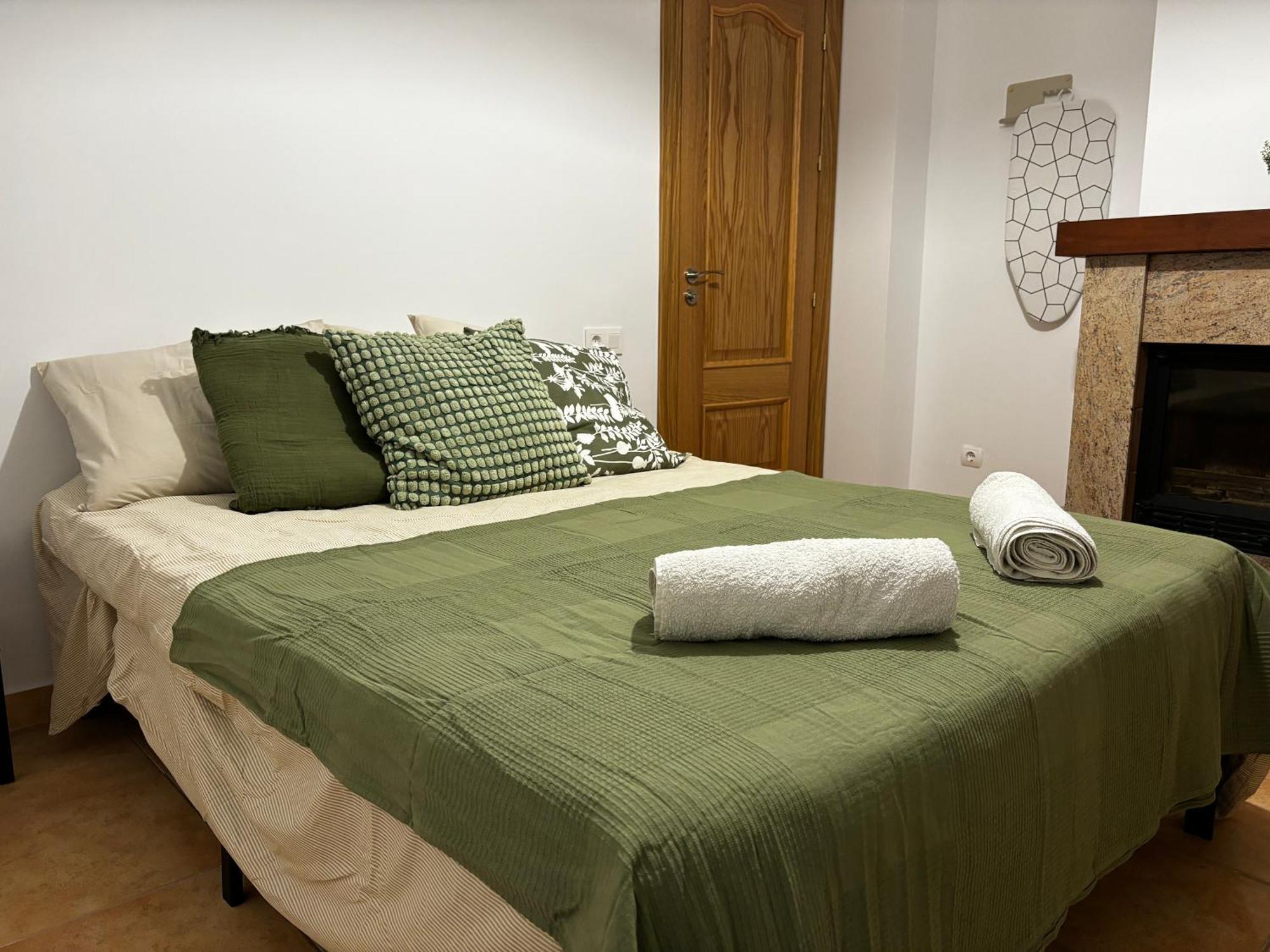 Habitacion En Casa Vacacional פואנגירולה מראה חיצוני תמונה
